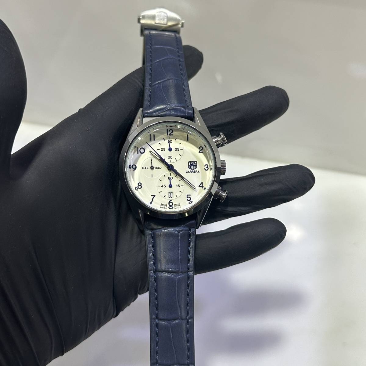 Tag Hever White Dial Master Lock