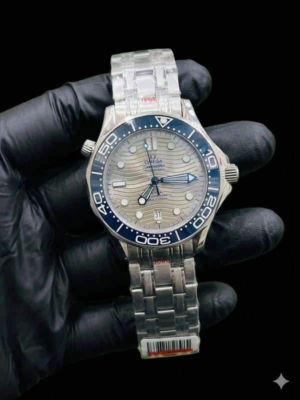 Omega Seamaster Diver|Silver Dial|